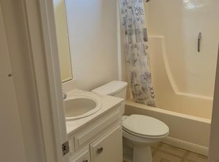 2172 W Oakland Ave, Hemet, CA 92545