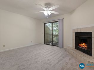 50 Yacht Cove Dr APT 329, Hilton Head Island, SC 29928