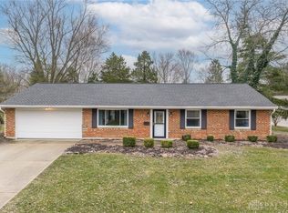 170 Lodewood Dr, Dayton, OH 45458