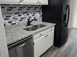 8740 Roswell Rd, Sandy Springs, GA 30350