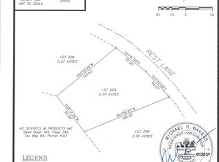 229 Rest Ln, Decaturville, TN 38329