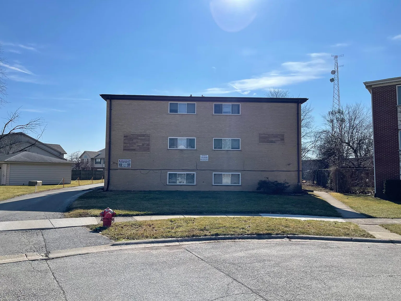 2 bed, $1,600 — Photo 2