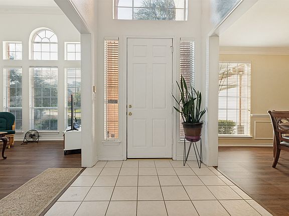 3rd image of 4809 Virginia Woods Dr