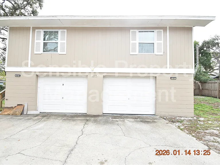 907 E Patterson St — Photo 35