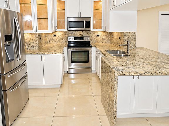 5th image of 3435 SW 104th Ct