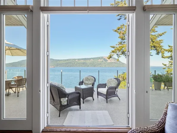 221 Marine Dr, Cobble Hill, BC V0R 1L1