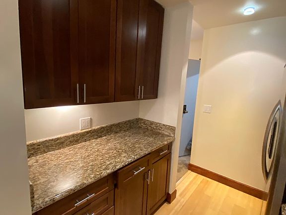 4th image of 1350 California St APT 307