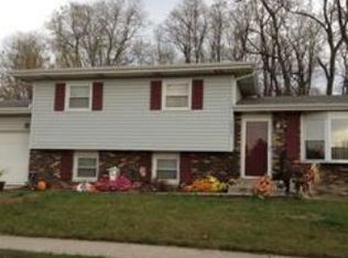 2069 Center St, Portage, IN 46368