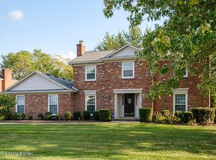 10600 Findon Ct, Douglass Hills, KY 40243