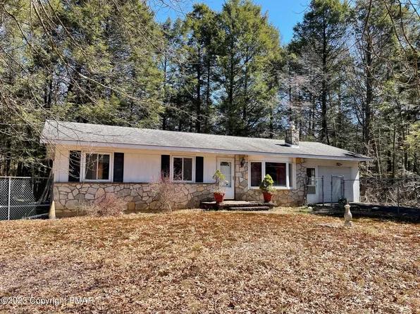 17 Fox Haven Rd, Albrightsville, PA 18210