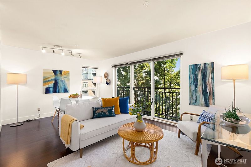 4th image of 1711 E Olive Way #308