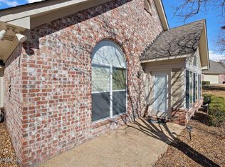 1720 Independence Blvd #1720, Flowood, MS 39232