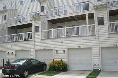 2nd image of 254 Market St E #254A