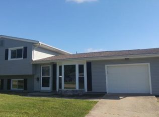 700 Ranch Rd, Connersville, IN 47331