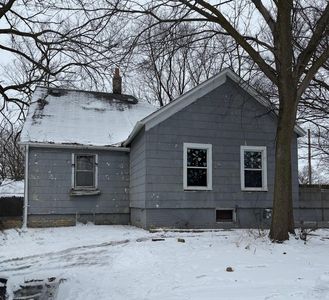 4940 North Green Bay ROAD, Racine, WI, 53404