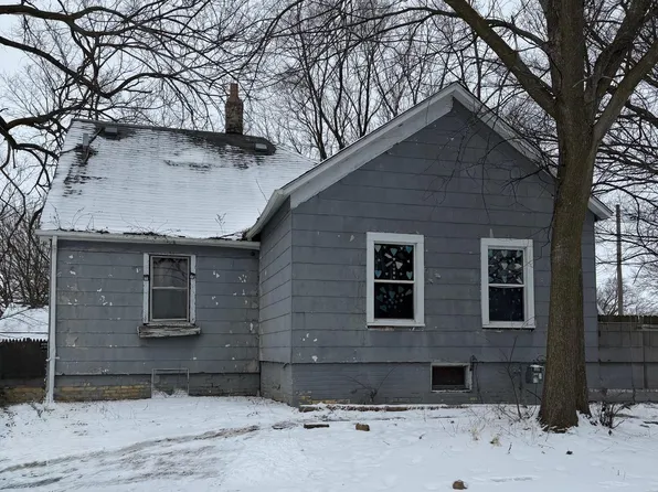 4940 North Green Bay ROAD, Racine, WI 53404