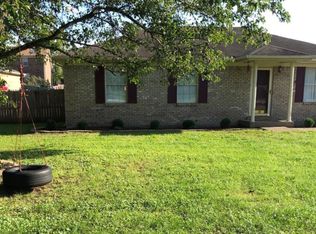 161 Butterfly Ln, Louisville, KY