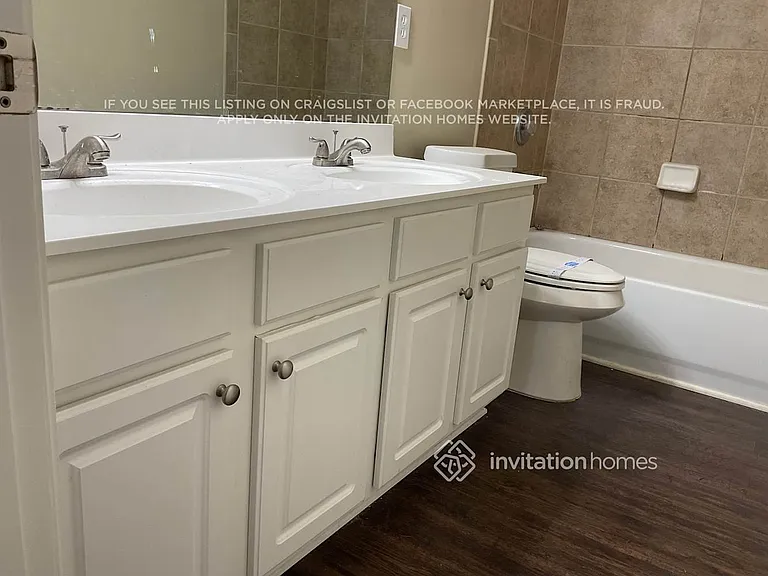 3945 Elder Field Ln — Photo 8