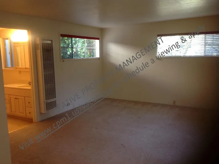 6 SE 3rd Ave — Photo 15