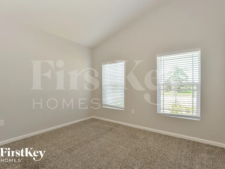 5384 Brilliance Cir — Photo 8