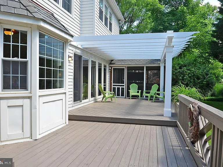 6610 Ashmere Ln — Photo 16