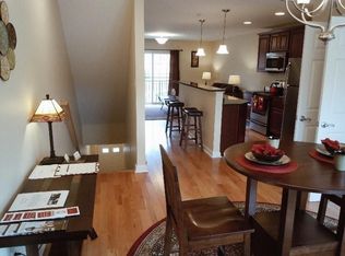 1009 Barrett St, Schenectady, NY 12305