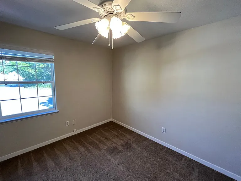144 Alabama Ave #A — Photo 6