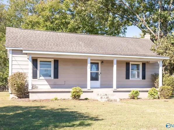 102 Butter And Egg Rd, Hazel Green, AL 35750
