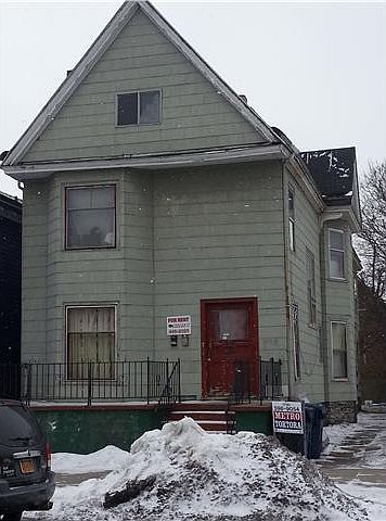 1st image of 476 Niagara St