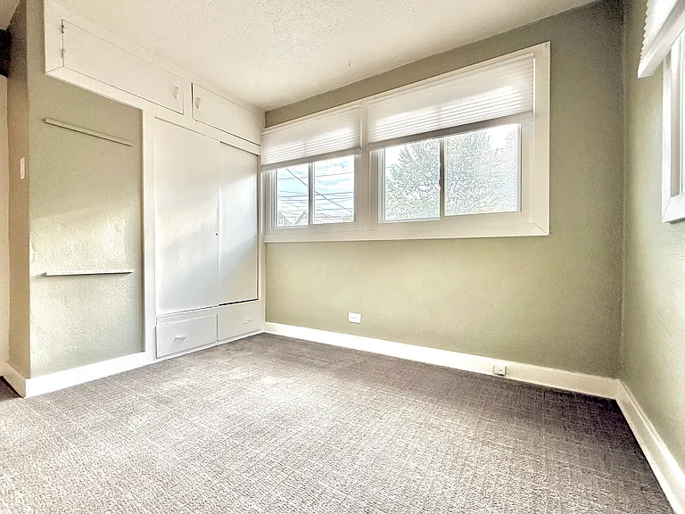 235 S Grant St — Photo 21