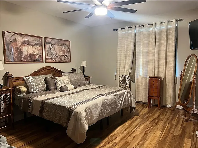 5160 Autumn Ridge Dr — Photo 18