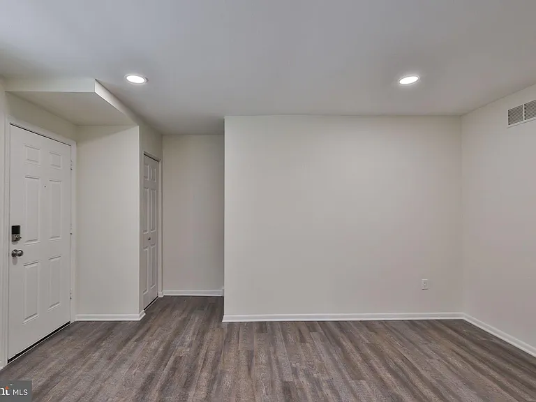 305 S Warminster Rd #B2 — Photo 6