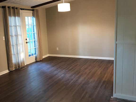 4th image of 2161 Leah Ln