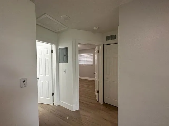 5911 NE 18th Ave — Photo 5