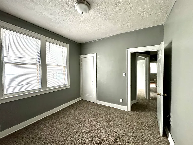 15537 Normandy Ave #2 — Photo 10