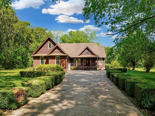 31 White Oak Rd, Stewart, TN 37175