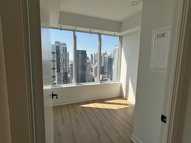 319 Jarvis St #4315 — Photo 5