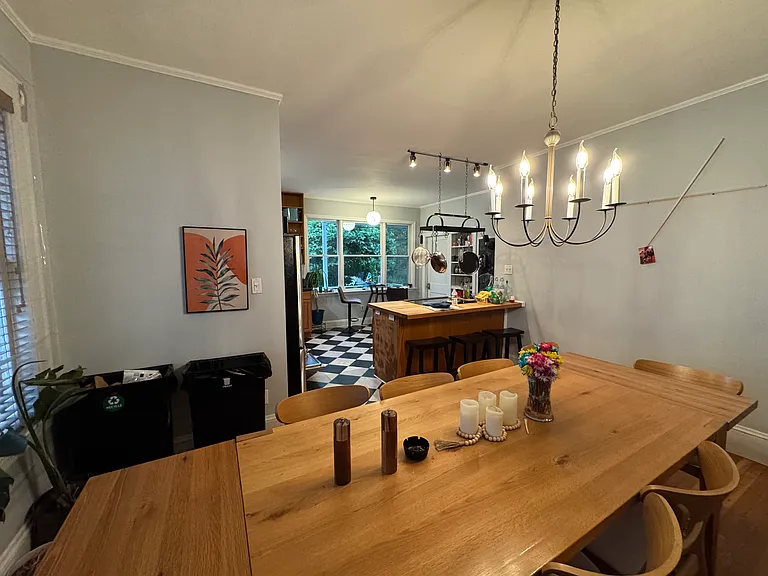 41 Melville Ave — Photo 2