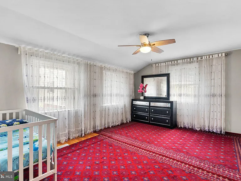 81 Watkins Park Dr #41 — Photo 39