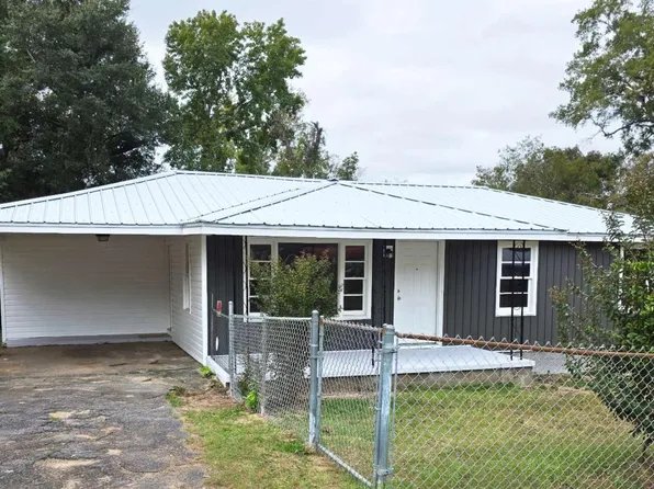 223 SW Old Stage Dr, Milledgeville, GA 31061