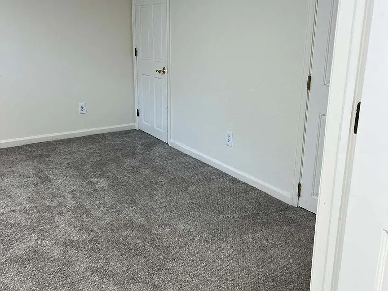 10739 E Crestridge Cir — Photo 73