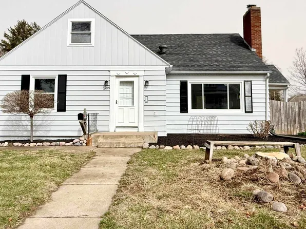 2619 12th Ave, Moline, IL 61265