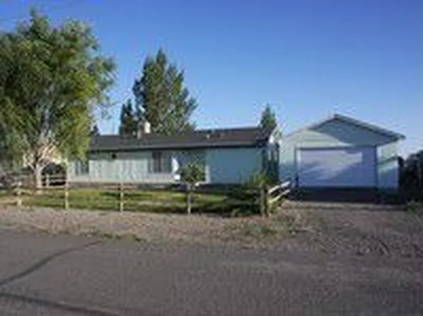 50 Mount Lewis Dr, Battle Mountain, NV 89820