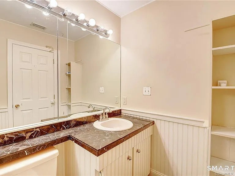 334 Conestoga Way #334 — Photo 28