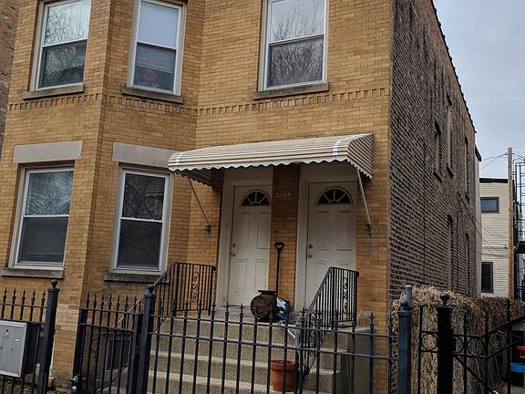 3rd image of 2104 N Richmond St