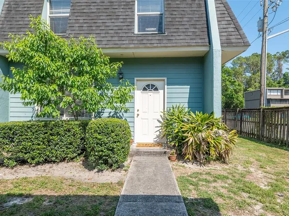 501 SW 75th St APT D14, Gainesville, FL 32607