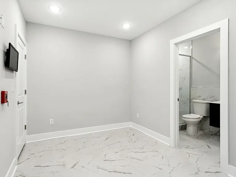 Fishtown Apartment — Photo 6
