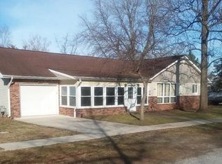 205 W Benedict St, Valier, IL 62812