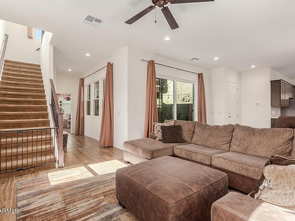 5th image of 15749 W MELVIN Street