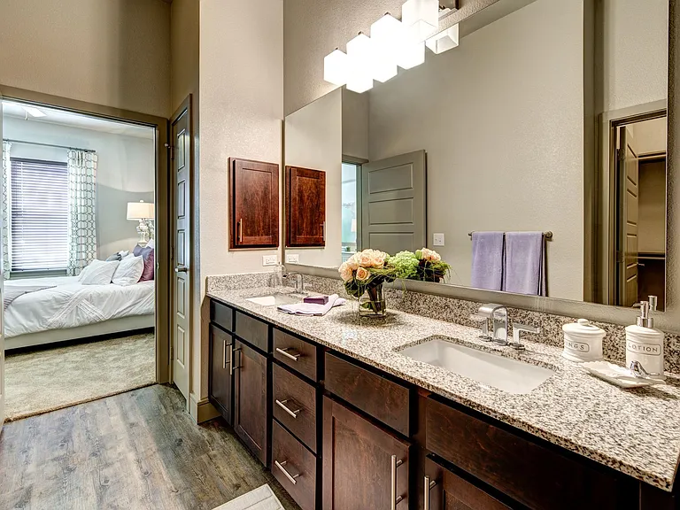 Enclave at the Dominion Apartments — Photo 36